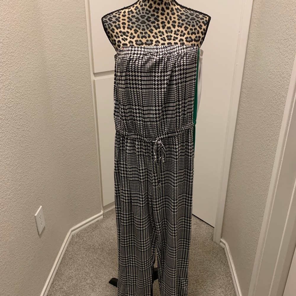 Black and White Women's Jumpsuit